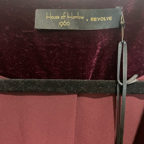 House of Harlow 1960 x Revolve Chandra Blouse in Wine - Picture 7 of 9